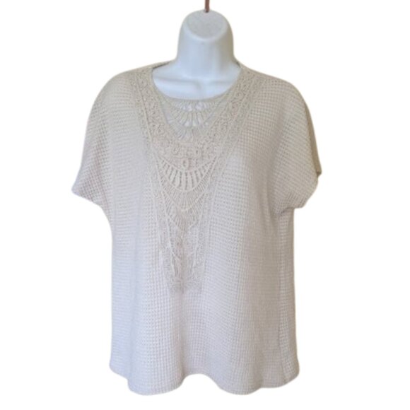 -- Short Sleeve Beige Knit Top Size Large - Picture 1 of 2